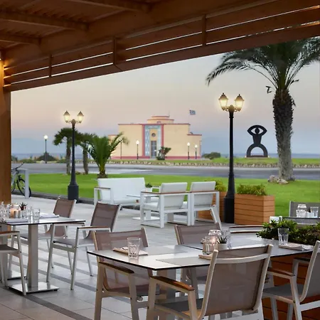 Hotel Aquarium View 4*