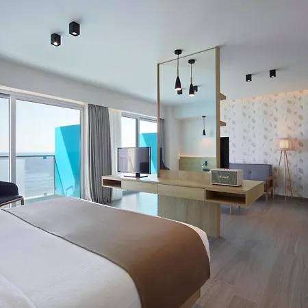 호텔 Aquarium View 4*