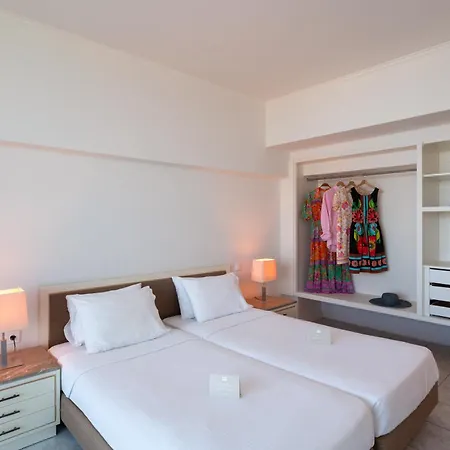 Aquarium View Otel 4*